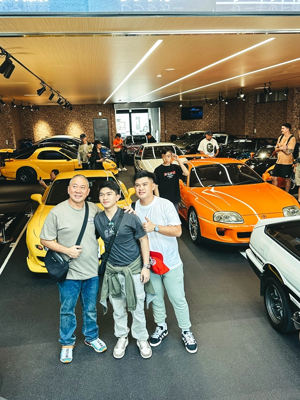 Autour Japan photo 2